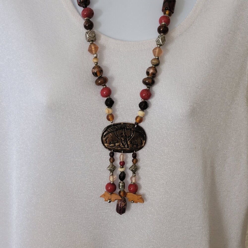 Vintage Multi‑Strand Beaded Necklace Stone Carved Pendant Wood Beads 17" - Picture 9 of 12